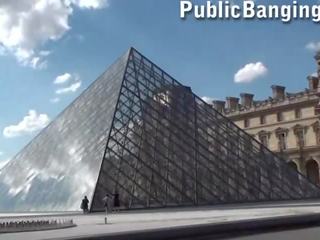 Louvre museum publiczne grupa x oceniono wideo trójkąt