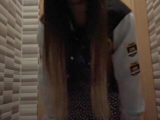 I Had an Orgasm in a Public Restaurant with My Lush Vibrator: Public xxx clip Amateur dirty video