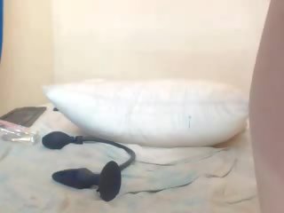 Groot bips zwaluwen reusachtig dildo op webcam, volwassen film 6a