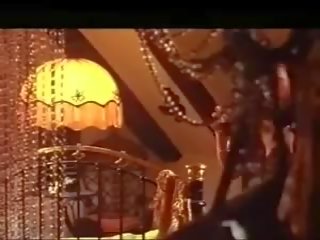 Keyhole 1975: grátis filming porcas filme vídeo 75